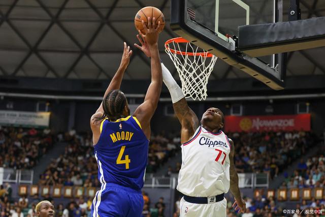 开云体育入口 -英超赛程吃紧，密尔沃基雄鹿窗口期状态回暖，悬念犹存，控场能力受关注 