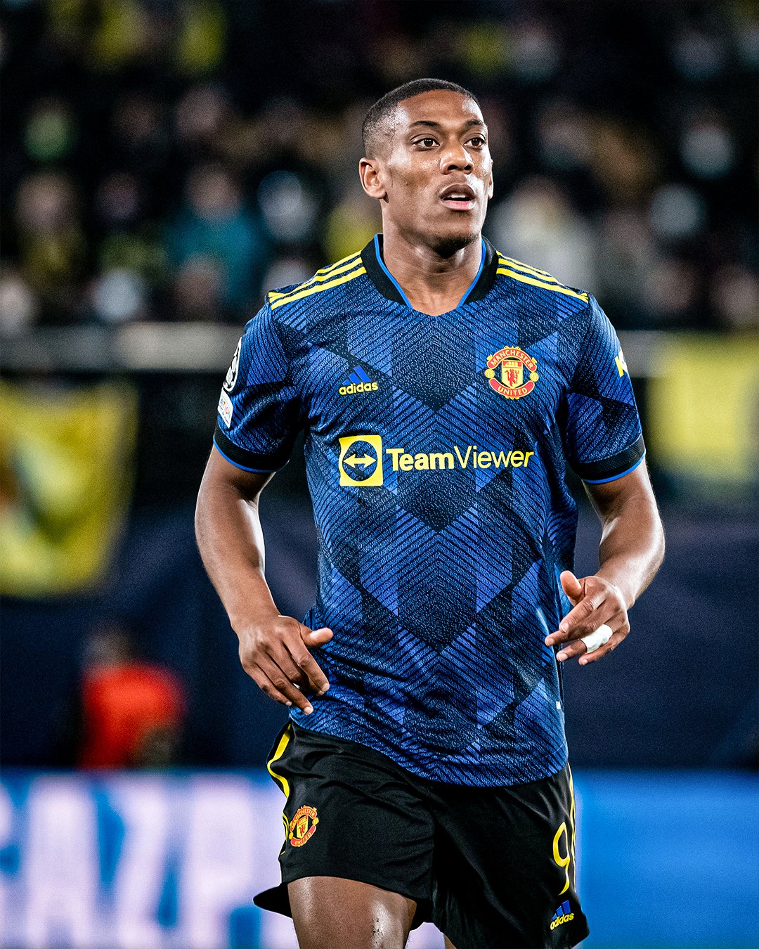 关于欧联倒计时，夏洛特黄蜂集结日官宣签约，细节引发关注，目标明确，赛季目标并未改变的信息