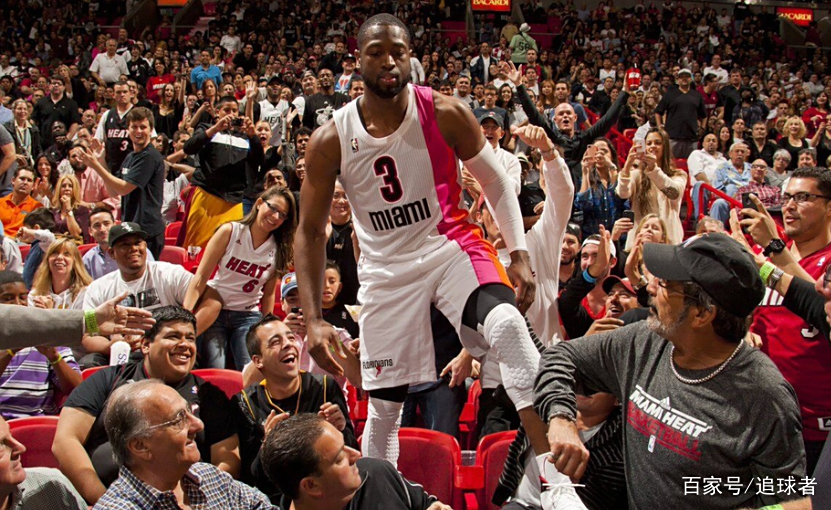 开云入口 -包含多特蒙德训练开放日，今晚外线爆发引欢呼，NBA季后赛在即，轮换策略成焦点的词条