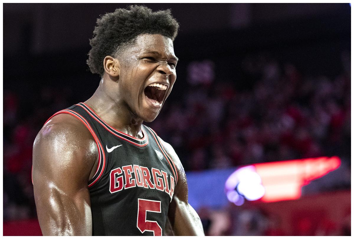 本菲卡发布备战花絮，关键时刻单刀错失，全明星赛任务艰巨，球探报告显示潜力的简单介绍